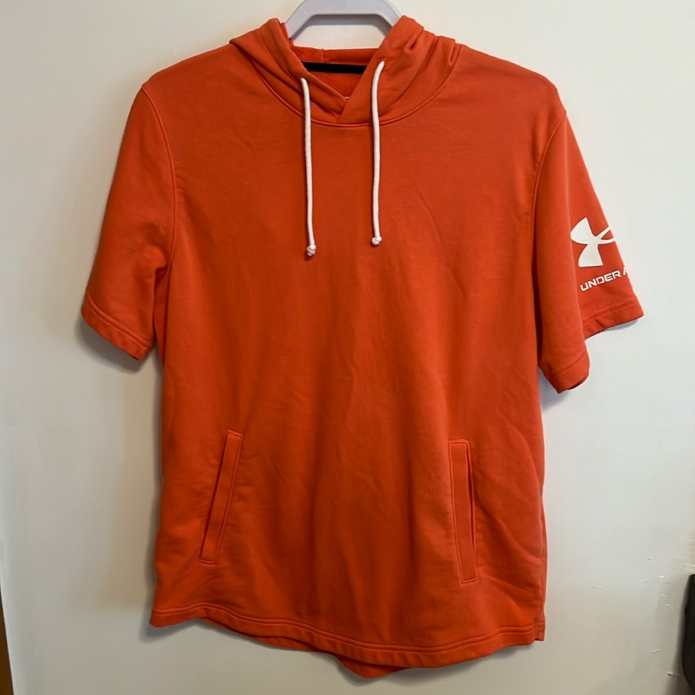 Under Armour, Men’s Short Sleeve Hoodie, Size L